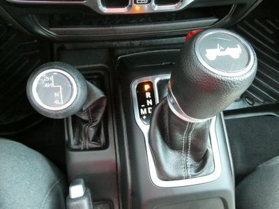 2025 Jeep Wrangler 4-Door Summit 4x4
