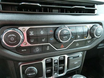 2025 Jeep Wrangler 4-Door Summit 4x4