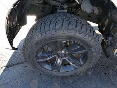 2017 RAM 1500 Night Crew Cab 4x4 5'7' Box