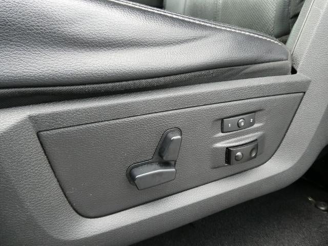 2018 RAM 1500 Laramie 4x4 Crew Cab 6'4" Box