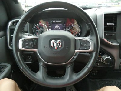 2022 RAM 1500 Big Horn Crew Cab 4x4 5'7' Box
