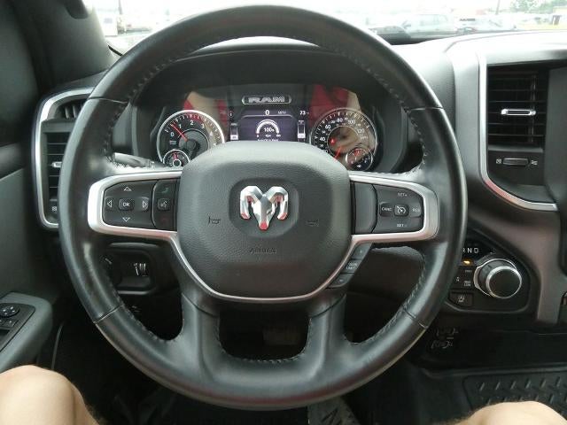 2022 RAM 1500 Big Horn Crew Cab 4x4 5'7' Box