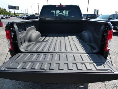2020 RAM 1500 Big Horn Quad Cab 4x4 6'4' Box