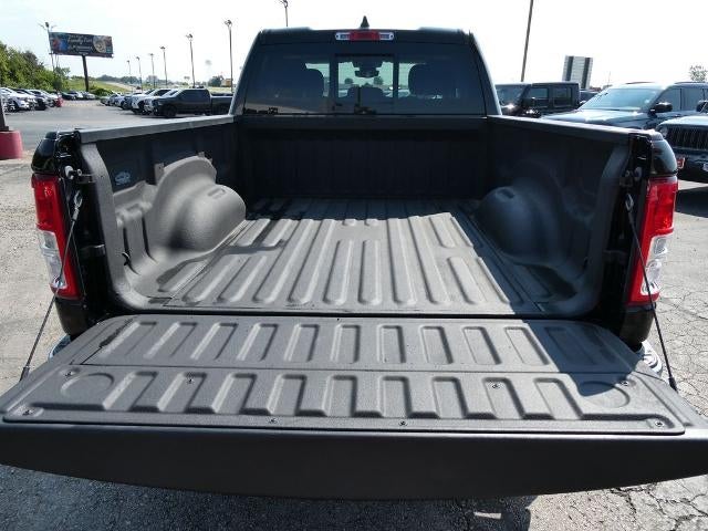 2020 RAM 1500 Big Horn Quad Cab 4x4 6'4' Box