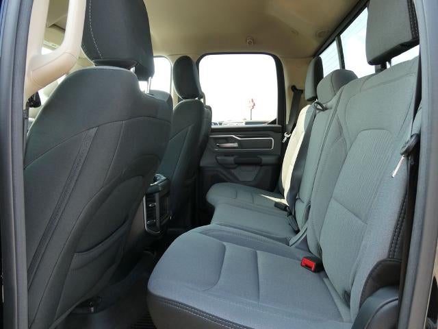 2020 RAM 1500 Big Horn Quad Cab 4x4 6'4' Box