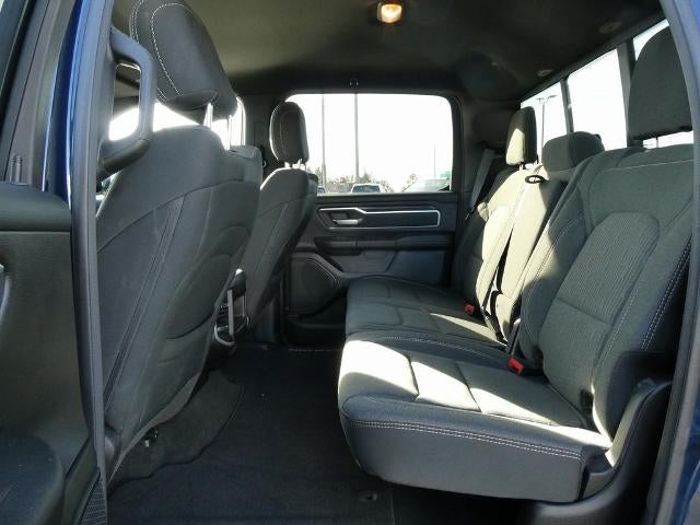 2020 RAM 1500 Big Horn Crew Cab 4x4 5'7' Box