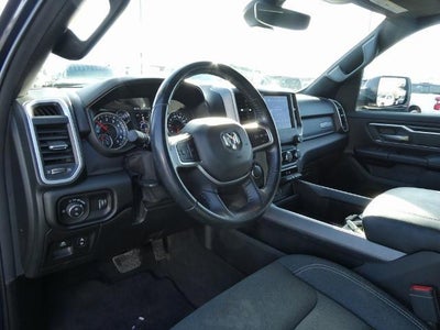 2020 RAM 1500 Big Horn Crew Cab 4x4 5'7' Box
