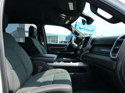 2020 RAM 1500 Big Horn Crew Cab 4x4 5'7' Box