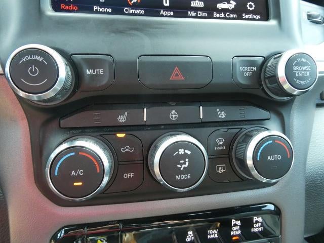 2020 RAM 1500 Big Horn Crew Cab 4x4 5'7' Box