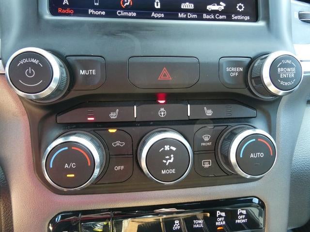 2020 RAM 1500 Big Horn Crew Cab 4x4 5'7' Box