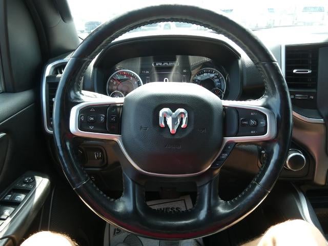 2020 RAM 1500 Big Horn Crew Cab 4x4 5'7' Box