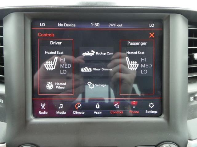 2020 RAM 1500 Big Horn 4x4 Crew Cab 5'7" Box