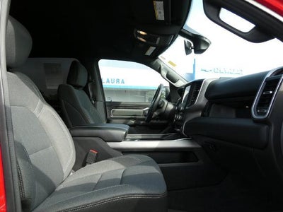 2022 RAM 1500 Big Horn Crew Cab 4x4 5'7' Box