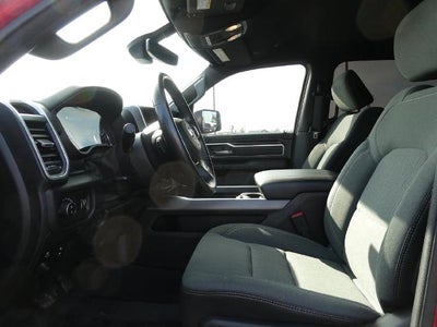2022 RAM 1500 Big Horn Crew Cab 4x4 5'7' Box