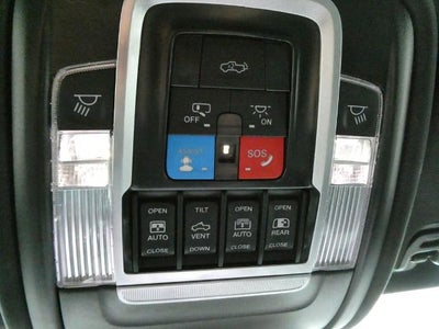 2025 RAM 1500 Laramie Crew Cab 4x4 5'7' Box