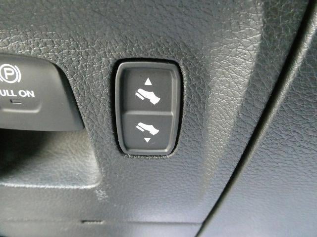 2025 RAM 1500 Laramie Crew Cab 4x4 5'7' Box