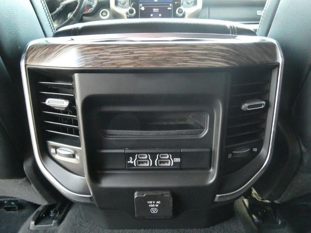 2019 RAM 1500 Laramie Crew Cab 4x4 5'7' Box
