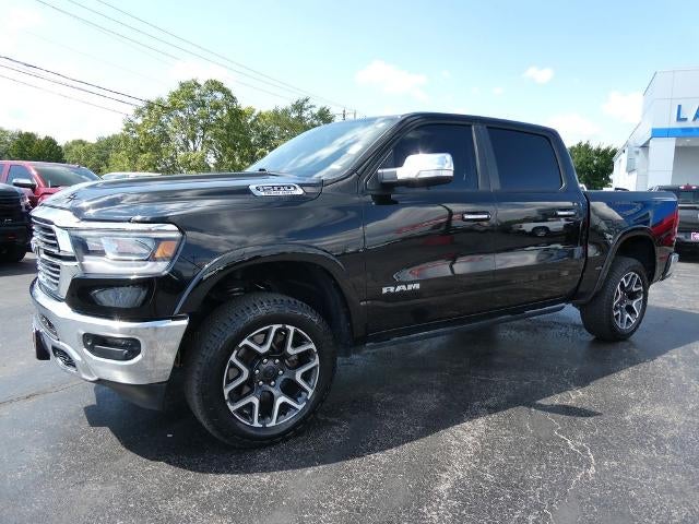 2019 RAM 1500 Laramie Crew Cab 4x4 5'7' Box