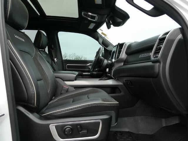 2023 RAM 1500 Laramie Crew Cab 4x4 5'7' Box