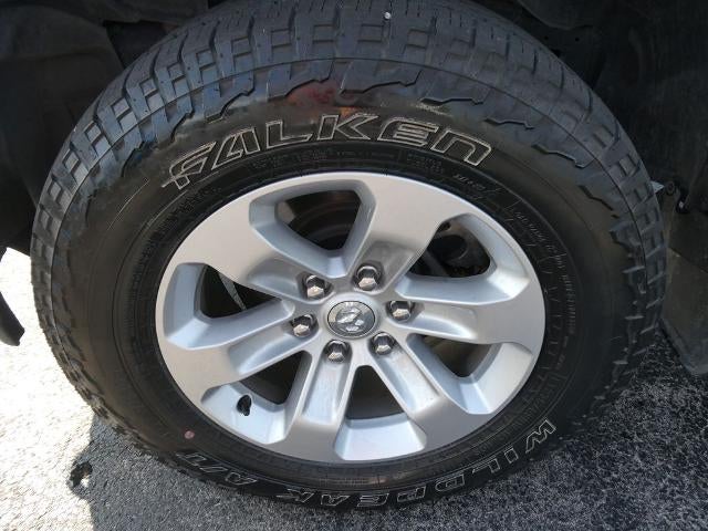 2021 RAM 1500 Laramie 4x4 Crew Cab 5'7" Box