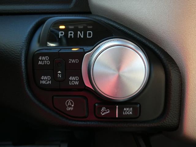 2021 RAM 1500 Laramie 4x4 Crew Cab 5'7" Box