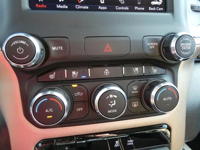 2021 RAM 1500 Laramie 4x4 Crew Cab 5'7" Box