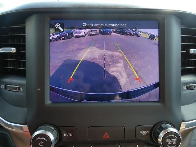 2021 RAM 1500 Laramie 4x4 Crew Cab 5'7" Box