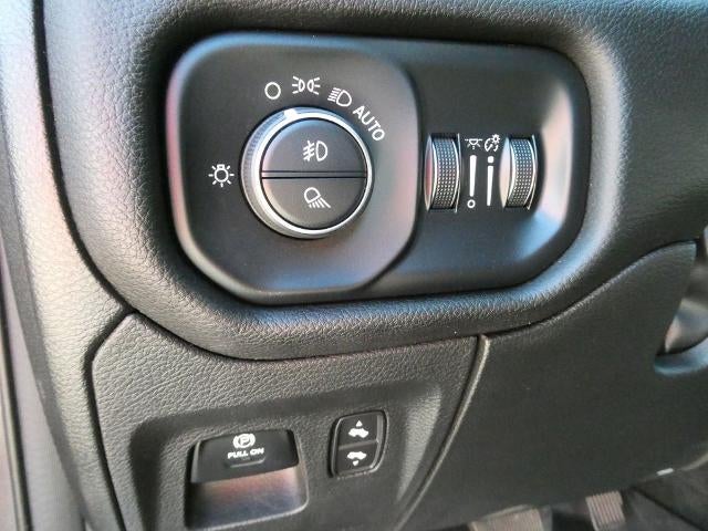 2023 RAM 1500 Laramie 4x4 Crew Cab 5'7" Box