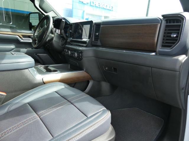 2024 Chevrolet Silverado 3500 HD Crew Cab Long Box 4-Wheel Drive High Country