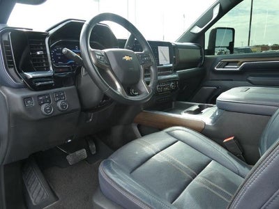 2024 Chevrolet Silverado 3500 HD Crew Cab Long Box 4-Wheel Drive High Country
