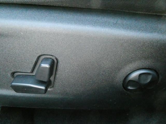 2014 Chrysler 300 4dr Sdn RWD