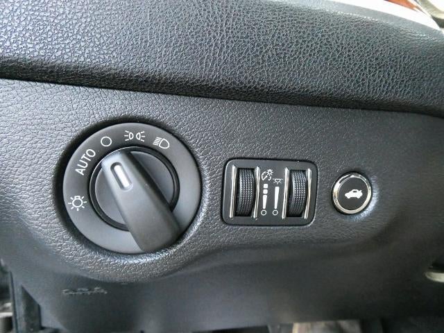 2014 Chrysler 300 4dr Sdn RWD