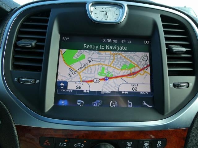 2014 Chrysler 300 4dr Sdn RWD