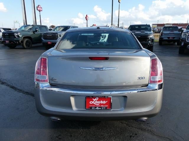 2014 Chrysler 300 4dr Sdn RWD