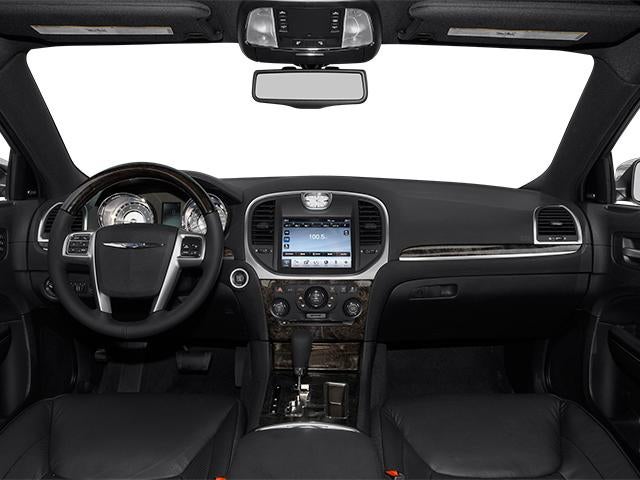 2014 Chrysler 300 4dr Sdn RWD