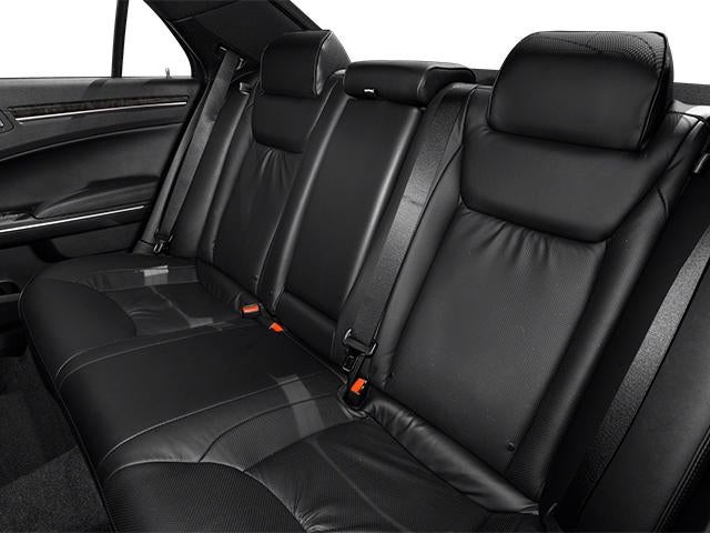 2014 Chrysler 300 4dr Sdn RWD