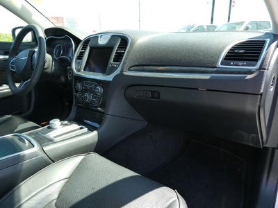 2023 Chrysler 300 Touring L