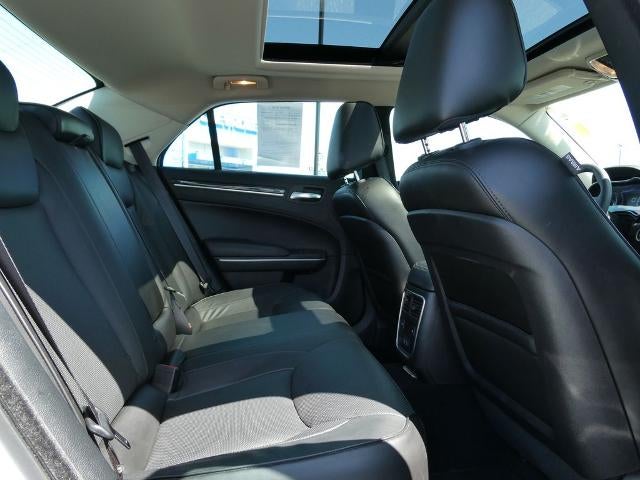 2023 Chrysler 300 Touring L