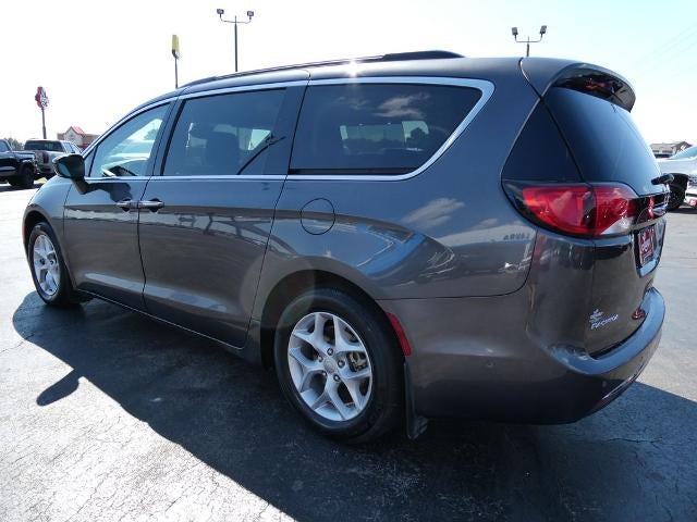 2019 Chrysler Pacifica Touring Plus FWD