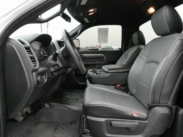 2024 RAM 3500 Tradesman Regular Cab 4x4 8' Box