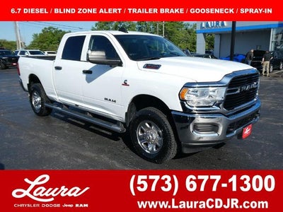 2020 RAM 3500 Tradesman 4x4 Crew Cab 6'4" Box