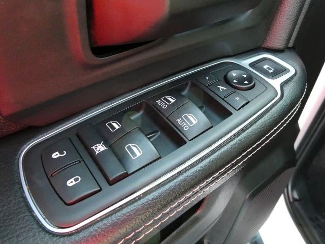 2020 RAM 3500 Tradesman 4x4 Crew Cab 6'4" Box