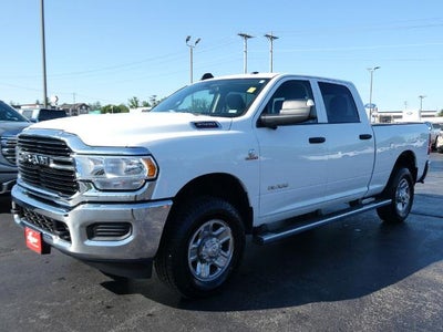 2020 RAM 3500 Tradesman 4x4 Crew Cab 6'4" Box
