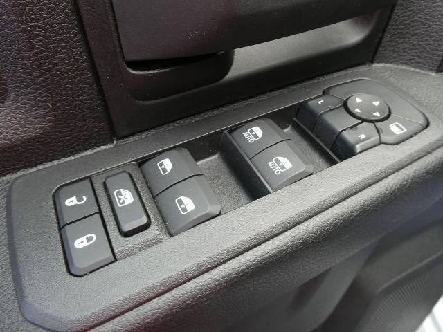 2025 RAM 3500 Tradesman Crew Cab 4x4 8' Box