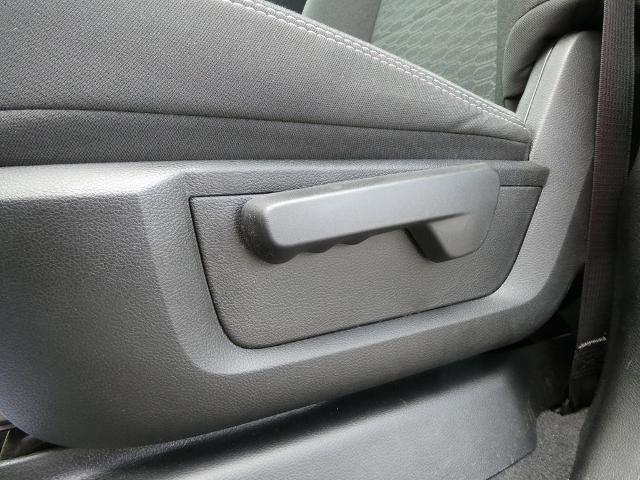 2025 RAM 3500 Tradesman Crew Cab 4x4 8' Box