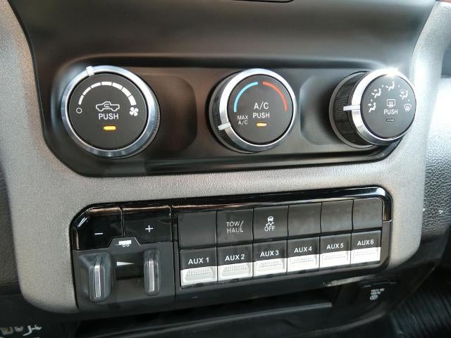 2022 RAM 2500 Tradesman 4x4 Reg Cab 8' Box