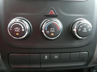 2020 RAM 1500 Classic Tradesman Crew Cab 4x4 5'7' Box