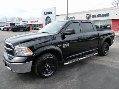 2020 RAM 1500 Classic Tradesman Crew Cab 4x4 5'7' Box