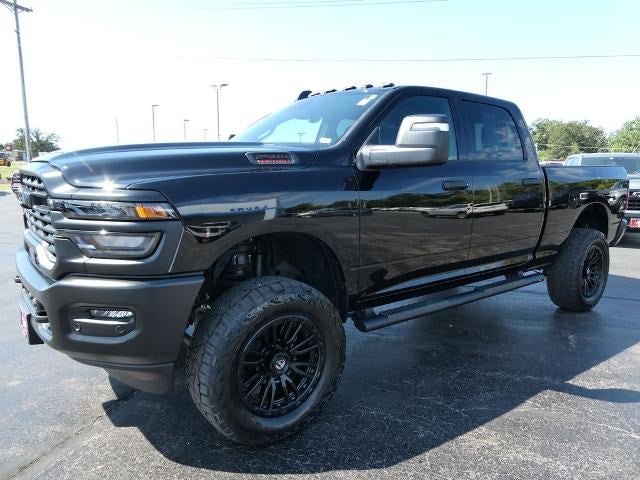 2026 RAM 2500 Tradesman 4x4 Crew Cab 6'4" Box