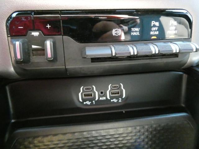 2024 RAM 2500 Big Horn 4x4 Crew Cab 6'4" Box